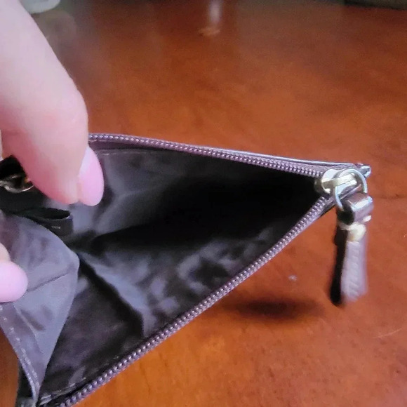 Coach Hamptons Embossed Stitched Signature Brown Leather Card Case with Keyring - Picture 10 of 14